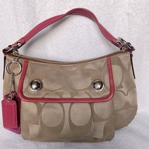 Coach poppy signature with pink trim